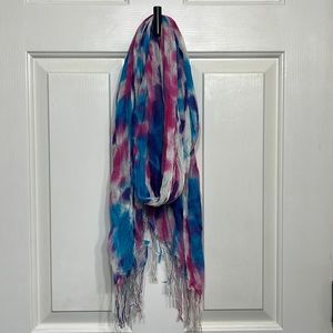 Multicolored scarf